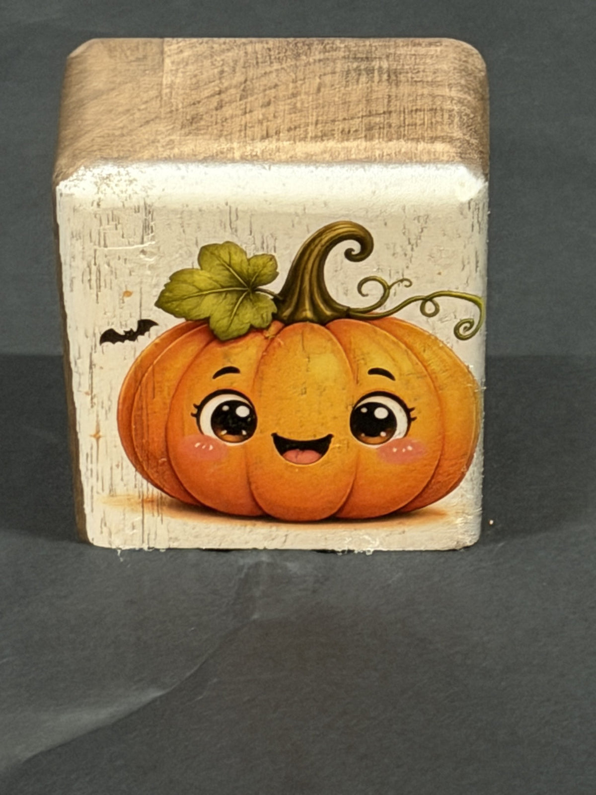 Seasonal Printed Table Décor
